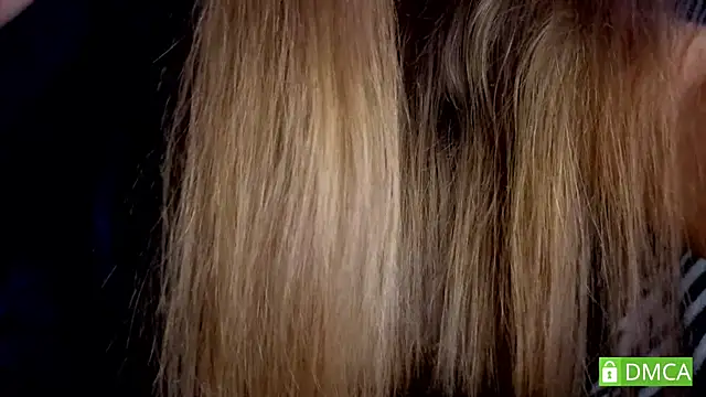 Snapshot of touch_me_bb chatting on 3, 12, 2025 touch me bb online show from 3, 12, 2025