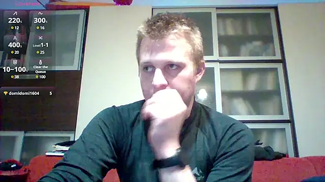 Snapshot of Matttthees chatting on 31, 12, 2024 Matttthees online show from 31, 12, 2024