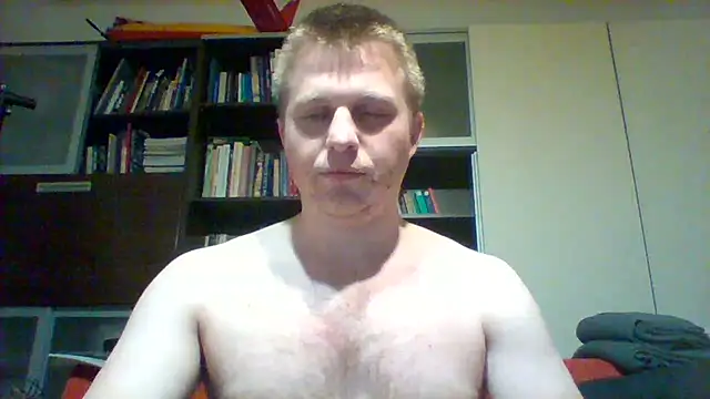 Snapshot of Matttthees chatting on 26, 2, 2025 Matttthees online show from 26, 2, 2025