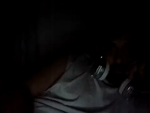 Snapshot of Ca414 chatting on 9, 11, 2025 Ca414 online show from 9, 11, 2025