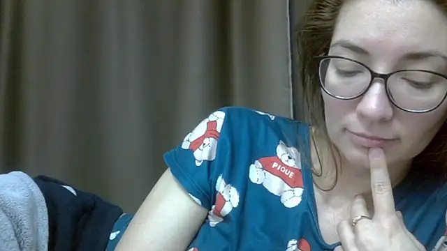 Ashleyspice online show from 3, 2, 2026