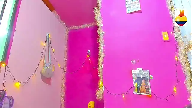 Snapshot of BARBYCHOCOLAT chatting on 28, 2, 2025 BARBYCHOCOLAT online show from 28, 2, 2025