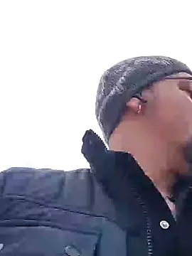 Snapshot of BuckWessle chatting on 15, 2, 2025 BuckWessle online show from 15, 2, 2025