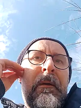 Snapshot of BuckWessle chatting on 20, 2, 2025 BuckWessle online show from 20, 2, 2025