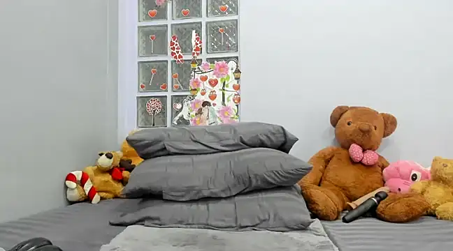 Snapshot of loveley_jenny chatting on 11, 3, 2025 loveley jenny online show from 11, 3, 2025