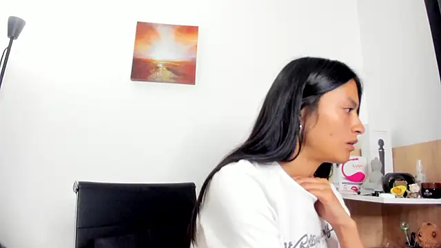 nia  white online show from 2, 3, 2026