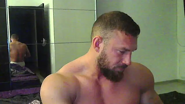 Snapshot of muscularkevin chatting on 5, 5, 2026 muscularkevin online show from 5, 5, 2026