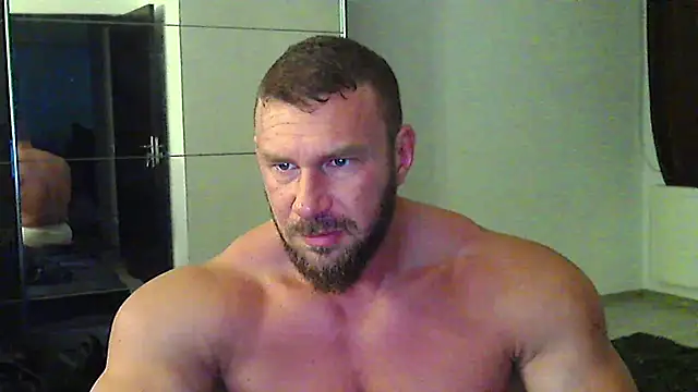 Snapshot of muscularkevin chatting on 26, 5, 2026 muscularkevin online show from 26, 5, 2026