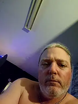 Hotredheadandtoungelasher online show from 21, 12, 2025