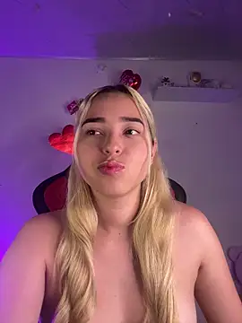 Snapshot of Irisweet_ chatting on 21, 2, 2025 Irisweet online show from 21, 2, 2025
