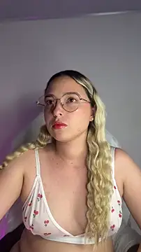 Snapshot of Irisweet_ chatting on 15, 3, 2026 Irisweet online show from 15, 3, 2026