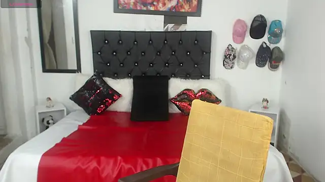 Sweetbigcatt online show from 16, 3, 2025