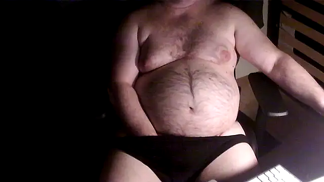 Snapshot of sr4343 chatting on 8, 1, 2025 sr4343 online show from 8, 1, 2025