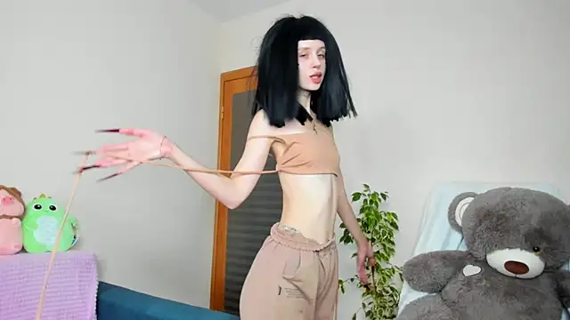 FlowerOfSin2001 online show from 15, 9, 2025