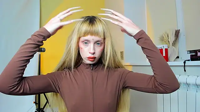 FlowerOfSin2001 online show from 3, 6, 2026