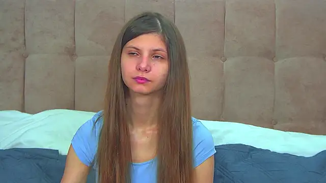 Snapshot of AudreyBarlow chatting on 3, 12, 2025 AudreyBarlow online show from 3, 12, 2025