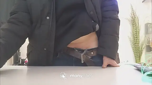 Snapshot of der_dino30 chatting on 31, 3, 2026 der dino30 online show from 31, 3, 2026