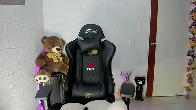 Snapshot of M_isabel25 chatting on 13, 1, 2025 M isabel25 online show from 13, 1, 2025