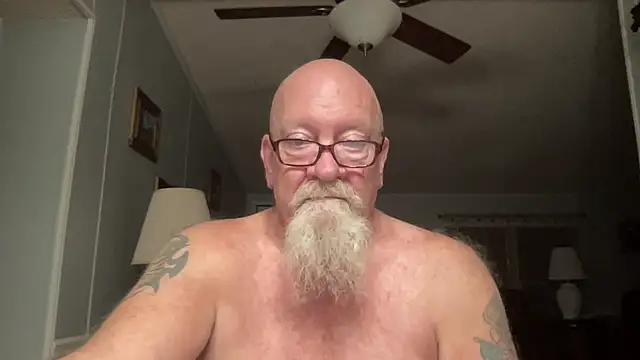 Snapshot of kcbace61760 chatting on 26, 9, 2025 kcbace61760 online show from 26, 9, 2025