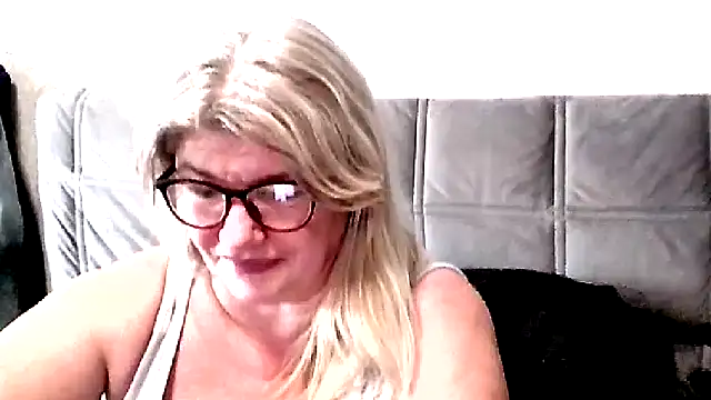 Snapshot of Diana_49 chatting on 27, 2, 2026 Diana 49 online show from 27, 2, 2026