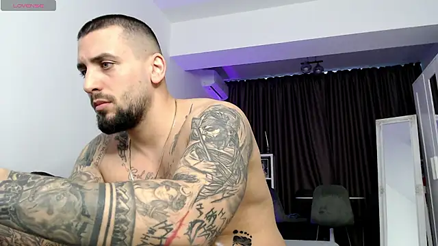 Snapshot of _DylanGreen chatting on 10, 3, 2026 DylanGreen online show from 10, 3, 2026