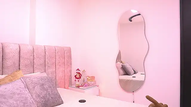 violeta aroca online show from 19, 12, 2025