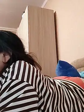 Zulfiya Bruce online show from 27, 10, 2025