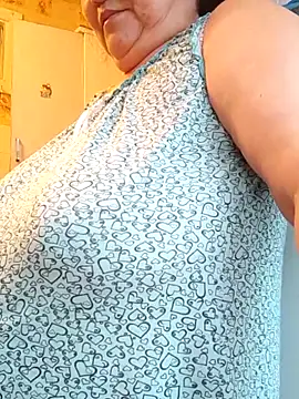 Snapshot of Zulfiya_Bruce chatting on 13, 3, 2026 Zulfiya Bruce online show from 13, 3, 2026