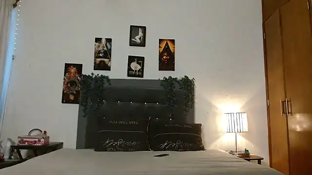 3littleschoolteens online show from 18, 12, 2025