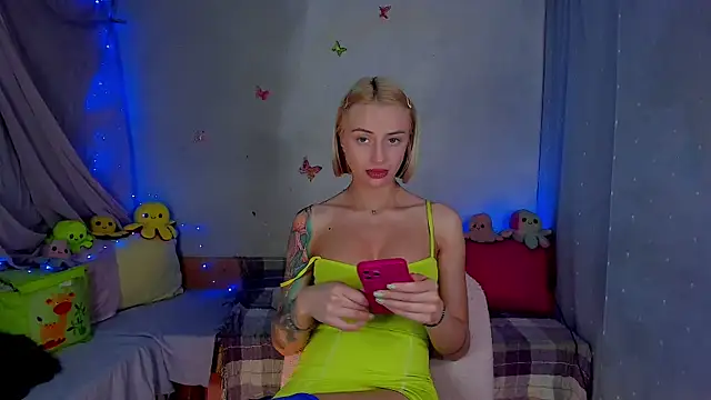 LickLizzy online show from 25, 3, 2026