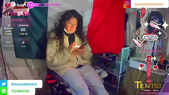 LaInsaciableIntensa online show from 7, 3, 2025