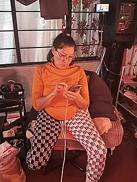 LaInsaciableIntensa online show from 29, 5, 2026