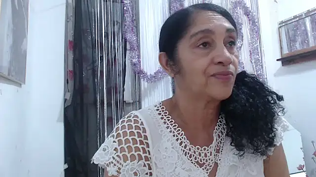 heyline milf online show from 7, 2, 2025