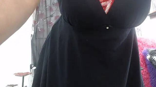 heyline milf online show from 13, 3, 2025