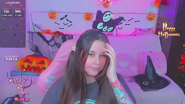 Lolisuccub online show from 28, 11, 2025