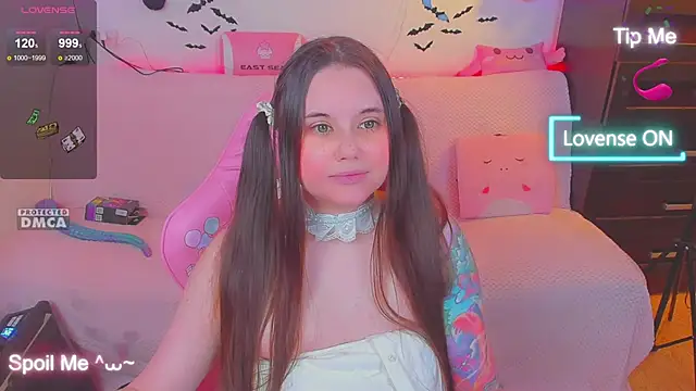 Snapshot of Lolisuccub chatting on 20, 12, 2025 Lolisuccub online show from 20, 12, 2025