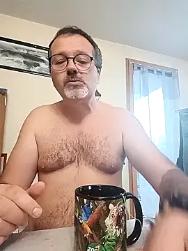 Snapshot of mike9473 chatting on 18, 9, 2025 mike9473 online show from 18, 9, 2025