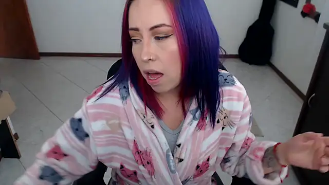 charlottezoe15 online show from 18, 2, 2026