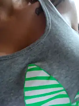 LunaZambrano online show from 20, 11, 2025