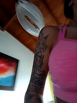 LunaZambrano online show from 9, 2, 2026