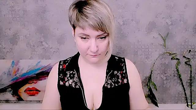 Djullia online show from 23, 2, 2026