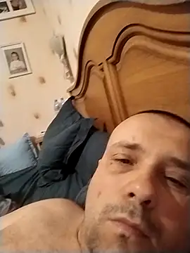 Snapshot of manubm03 chatting on 30, 11, 2025 manubm03 online show from 30, 11, 2025