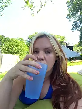 Snapshot of AnjaAmelia chatting on 23, 5, 2026 AnjaAmelia online show from 23, 5, 2026