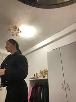 Snapshot of KrisMagnoly chatting on 29, 3, 2026 KrisMagnoly online show from 29, 3, 2026