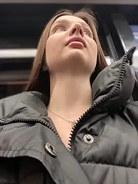 Snapshot of KrisMagnoly chatting on 9, 4, 2026 KrisMagnoly online show from 9, 4, 2026