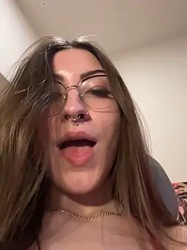 Snapshot of jade_369 chatting on 4, 3, 2025 jade 369 online show from 4, 3, 2025