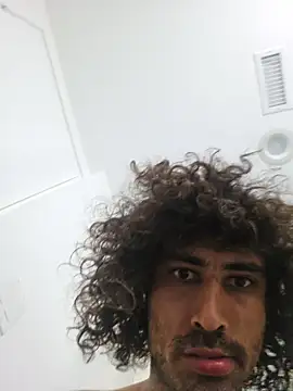 Snapshot of SpeedMagnumBlade6669 chatting on 30, 3, 2026 SpeedMagnumBlade6669 online show from 30, 3, 2026