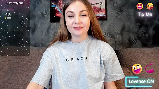 CassieMils online show from 12, 9, 2025