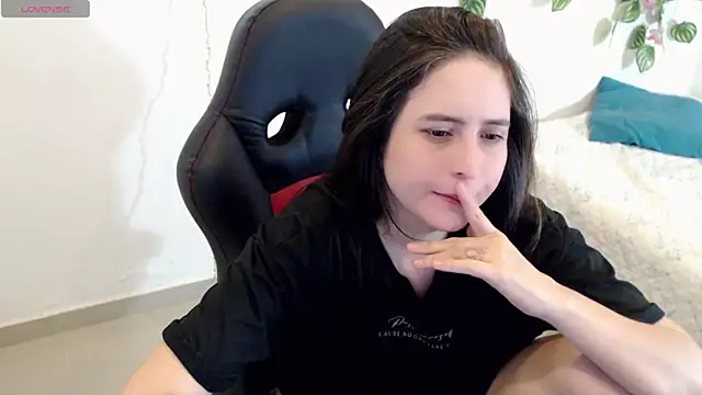 tania sweet   online show from 2, 1, 2025