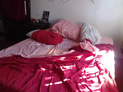 Snapshot of deftoolceles chatting on 25, 3, 2026 deftoolceles online show from 25, 3, 2026